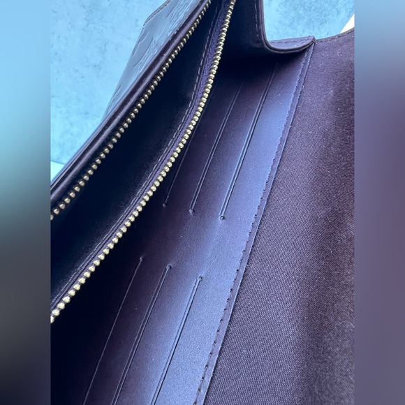 Louis Vuitton Monogram Vernis Sunset Boulevard Amarente - Picture 4 of 14